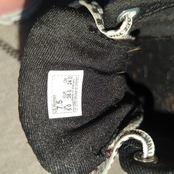 Pink Vans - Picture 4 of 4